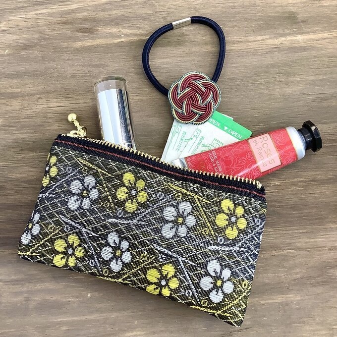 【金銀梅】畳縁 ぺたんこ ミニポーチ 小銭入れ カードケース 梅 春 花柄