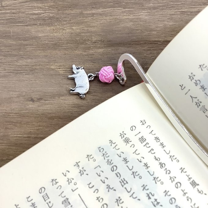 御朱印帳 しおり 水引【銀の豚】ブックマーカー 縁起物 ぶた