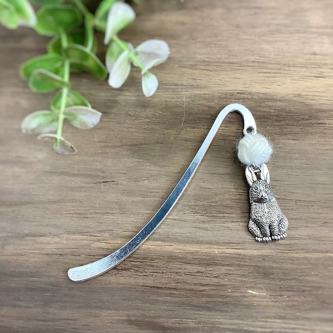 御朱印帳 しおり 水引【フカフカ尻尾 うさぎ】ブックマーカー モヘア