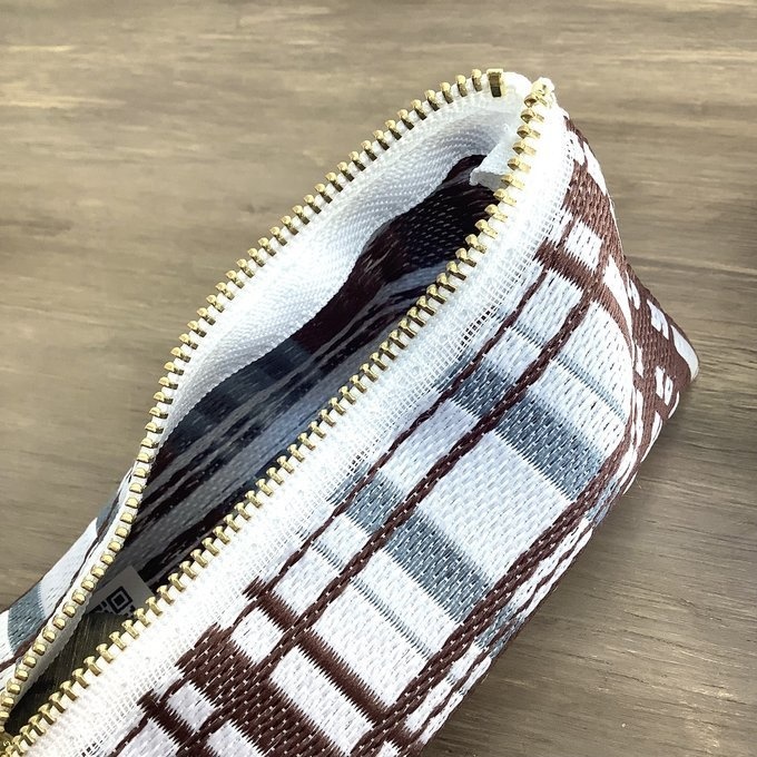 【タータンチェック】畳縁 テトラ型 ペンケース 茶 シンプル