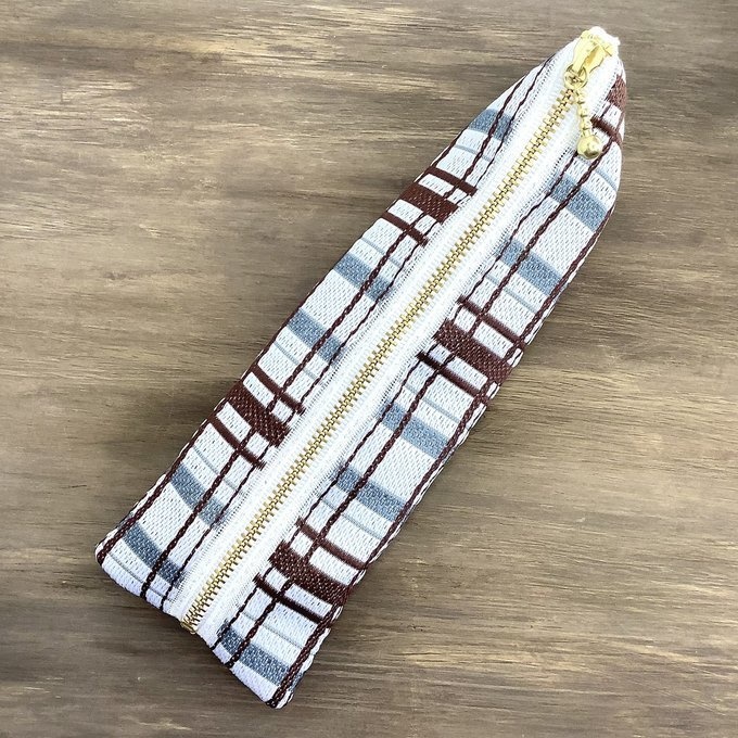 【タータンチェック】畳縁 テトラ型 ペンケース 茶 シンプル