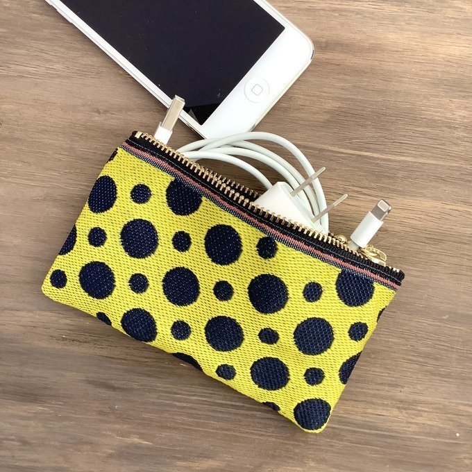 【チーター】畳縁 ぺたんこ ミニポーチ 小銭入れ カードケース ドット 水玉 黒 黄色