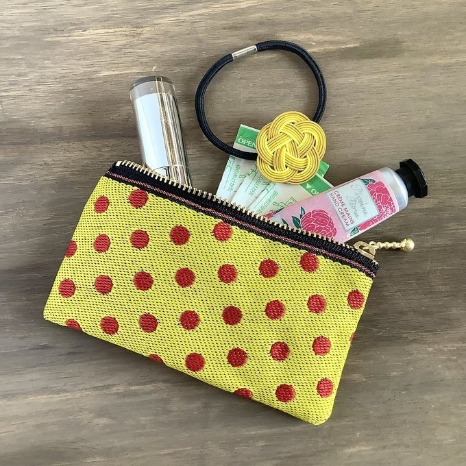 【アカテンイロウミウシ】畳縁 テトラ型 ペンケース ドット 水玉 黄色 赤