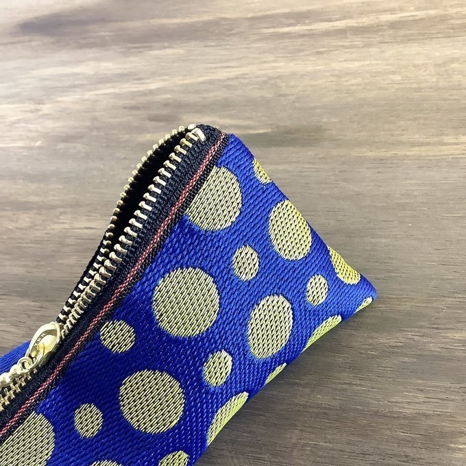 【チョウチンアンコウ】畳縁 テトラ型 ペンケース ドット 水玉 紺色 金色