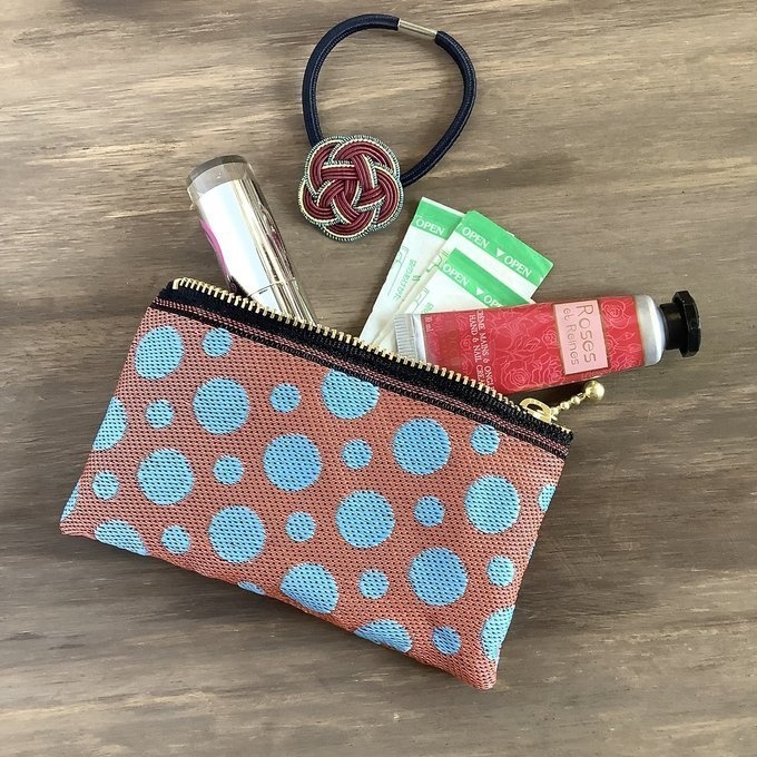 【赤土の雨】畳縁 テトラ型 ペンケース 水玉 ドット オレンジ 水色