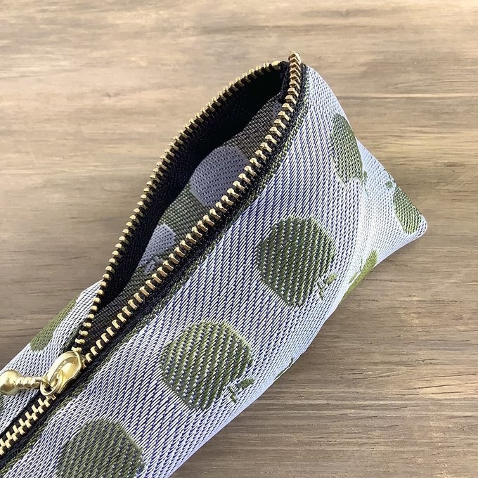 【金のりんご】畳縁 テトラ型 ペンケース リンゴ エデン レトロ