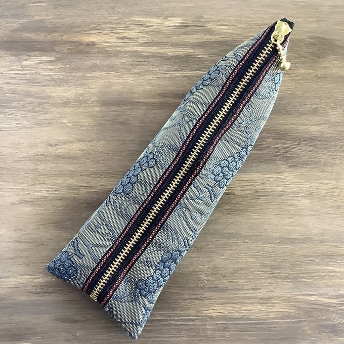 【青ぶどう】畳縁 テトラ型 ペンケース 青 葡萄 ワイン ブドウ