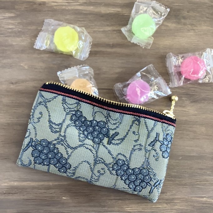 【青ぶどう】畳縁 ぺたんこ ミニポーチ 小銭入れ カードケース 青 ブドウ 葡萄 ワイン