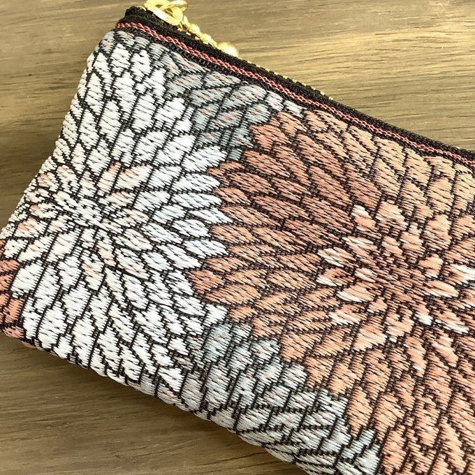 【菊】畳縁 ぺたんこ ミニポーチ カードケース 小銭入れ 和風 ニュアンスカラー 縁起物