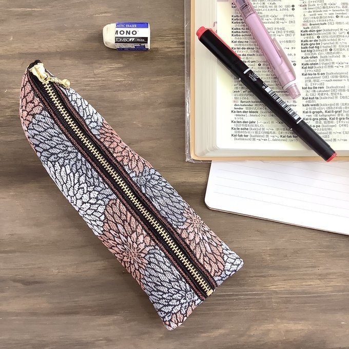 【菊】畳縁 ぺたんこ ミニポーチ カードケース 小銭入れ 和風 ニュアンスカラー 縁起物