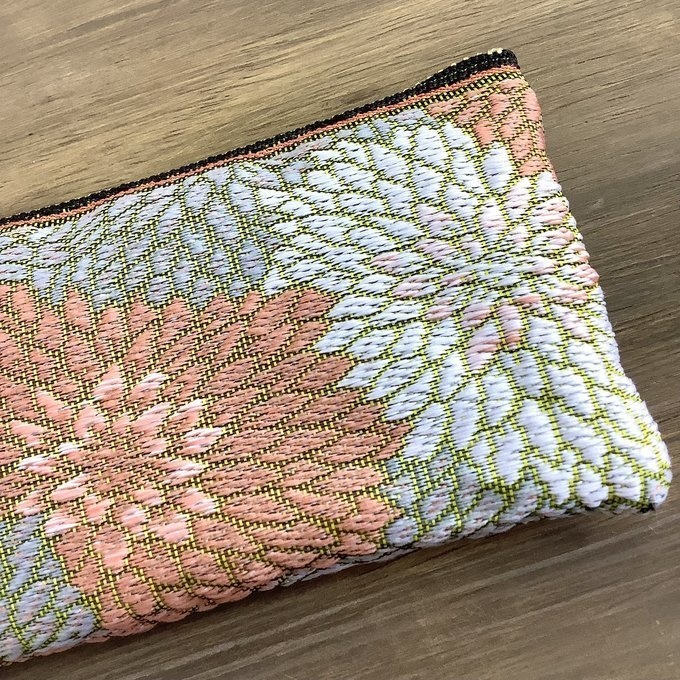 【霧の菊】畳縁 テトラ型 ペンケース ニュアンスカラー 和風 菊 ぼかし