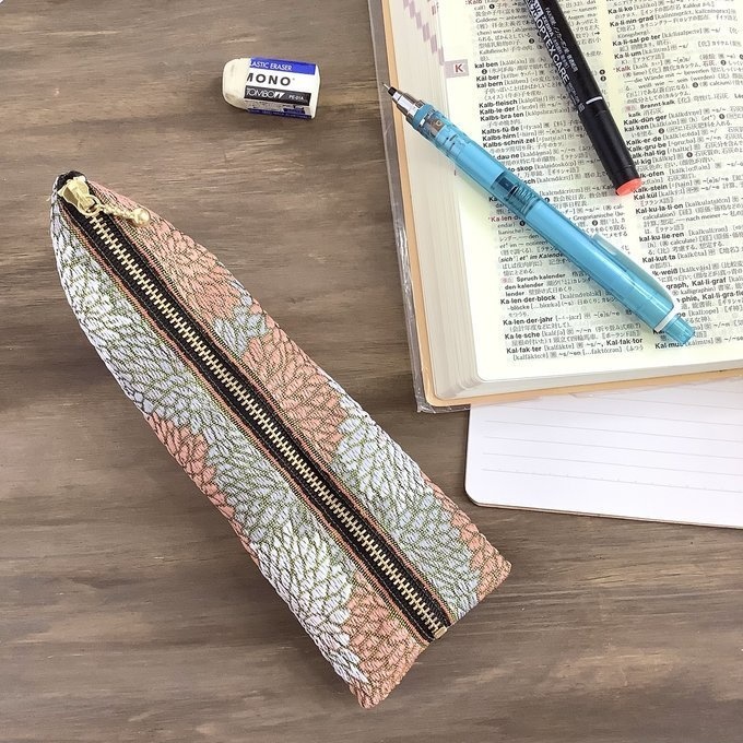 【霧の菊花】畳縁 ぺたんこ ミニポーチ カードケース 小銭入れ 和風 菊