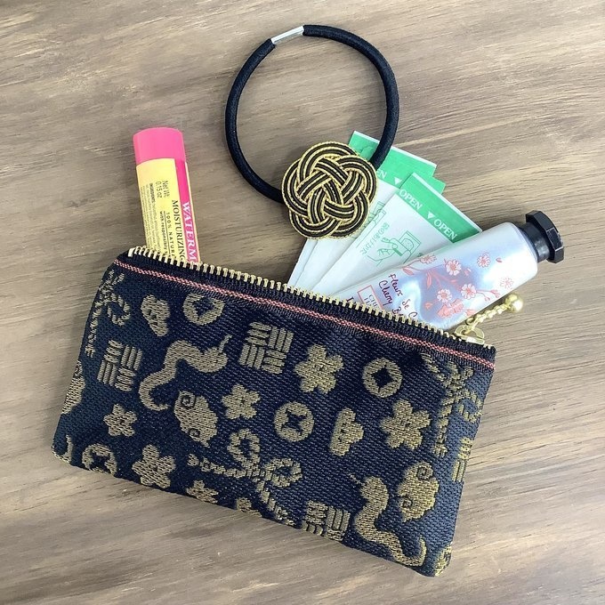 【おめでた柄】畳縁 ぺたんこ ミニポーチ カードケース 小銭入れ 黒 金 縁起物 へび 瑞雲