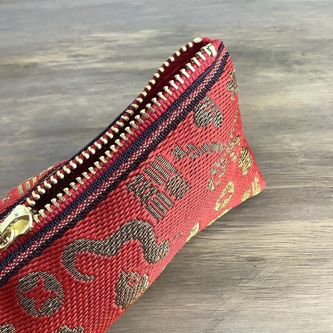 【おめでた柄】畳縁 テトラ型 ペンケース 赤 金 縁起物 へび 瑞雲