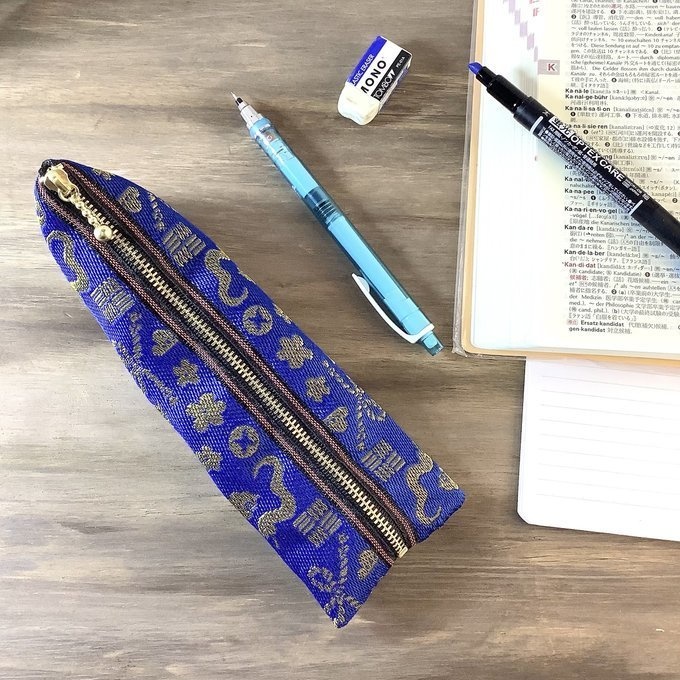 【おめでた柄】畳縁 ぺたんこ ミニポーチ カードケース 小銭入れ 紺 金 縁起物 へび 瑞雲