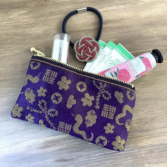 【おめでた柄】畳縁 ぺたんこ ミニポーチ カードケース 小銭入れ 紫 金 縁起物 へび 瑞雲
