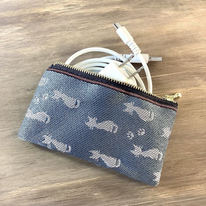 【白猫】畳縁 ぺたんこ 小銭入れ ミニポーチ カードケース シルエット 灰色 グレー