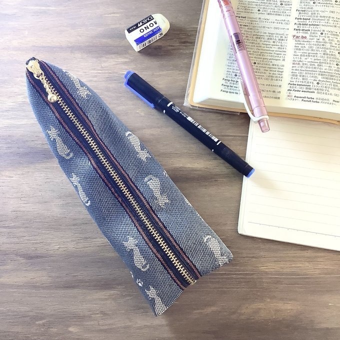 【白猫】畳縁 ぺたんこ 小銭入れ ミニポーチ カードケース シルエット 灰色 グレー