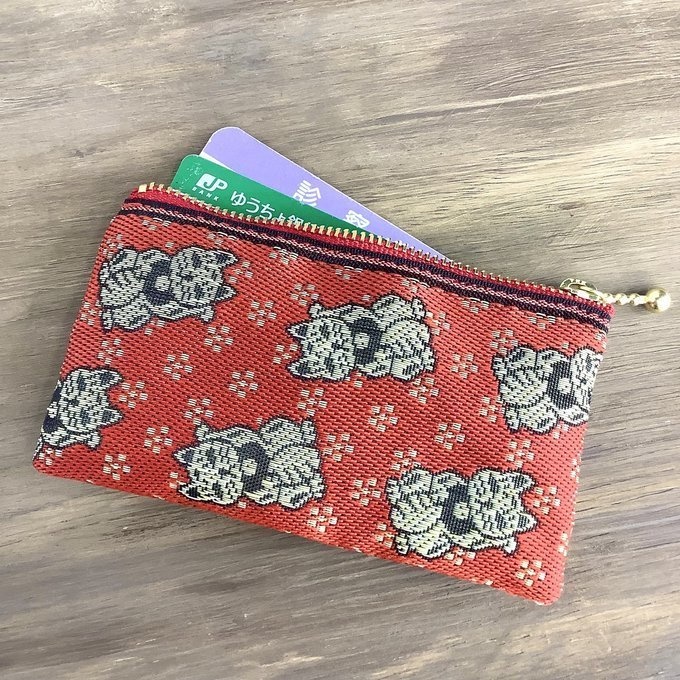 【招き猫】畳縁 ぺたんこ ミニポーチ 小銭入れ カードケース 縁起物 猫 幸運 赤