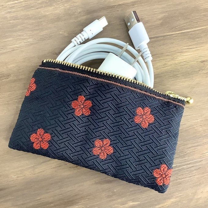 【夜の梅】畳縁 ぺたんこ ミニポーチ 小銭入れ カードケース 和風 春 黒 梅 紅梅