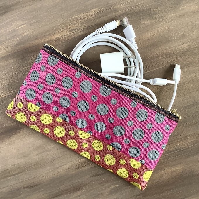 【ポルカ】畳縁 幅広 ペンケース ポーチ マスクケース カラフル 水玉 ドット