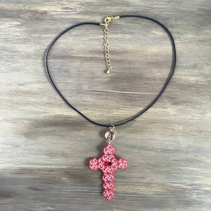 マリアのクロスペンダント 水引製 ストロベリーレッド メキシコ 十字架