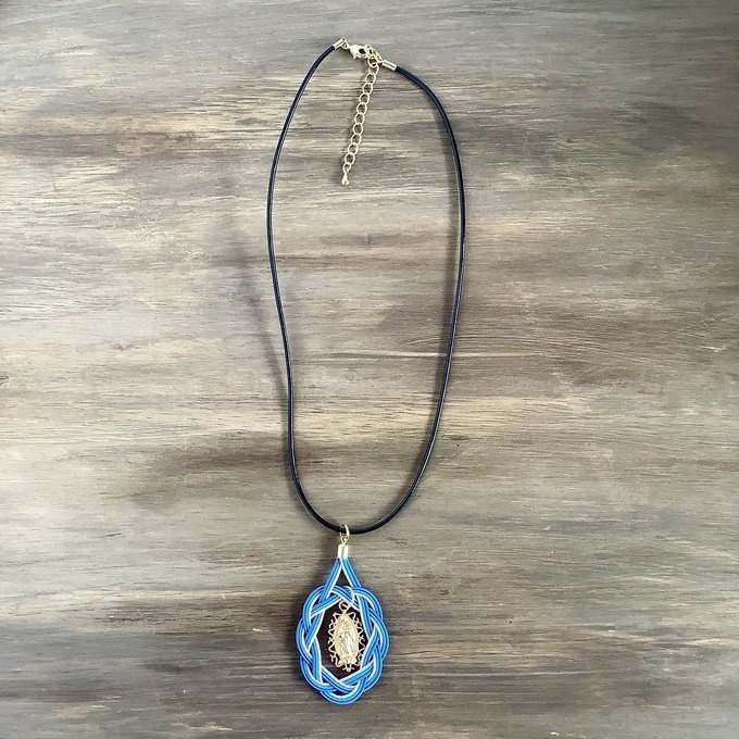 聖なる輝き 水引ペンダント マリアモチーフ ブルー メキシコ