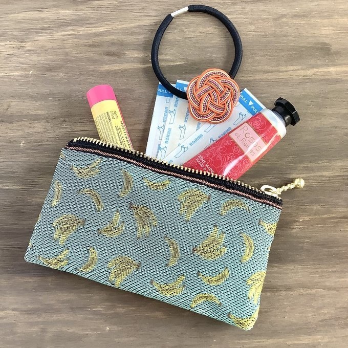 【バナナ】畳縁 テトラ型 ペンケース ミントカラー 金色 フルーツ