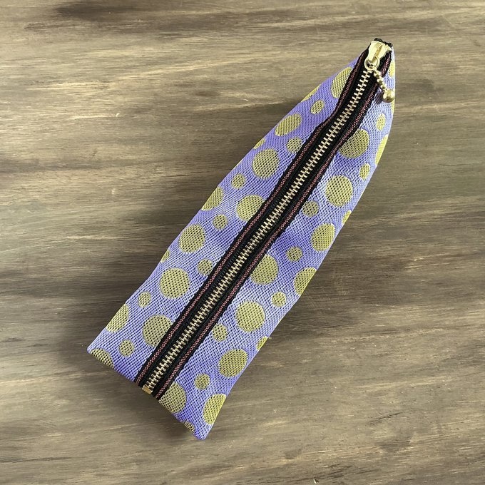 【ラベンダー ゴールド】畳縁 テトラ型 ペンケース ドット 水玉 紫 金