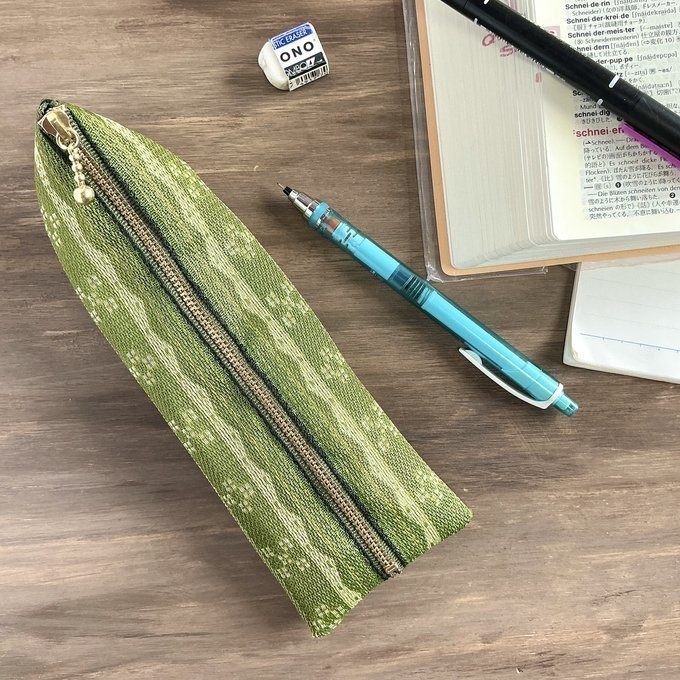 【ミンサー柄】畳縁 ぺたんこ ミニポーチ 小銭入れ カードケース 抹茶色 緑 沖縄 ちゅらべり 縁起物