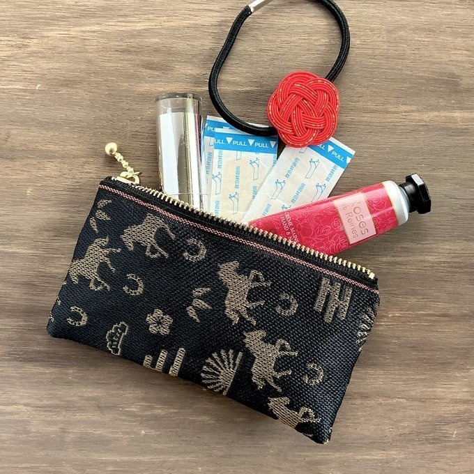 【おめでた柄】畳縁 テトラ型 ペンケース 馬 黒 金 アハルテケ 縁起物 エ霞 松竹梅