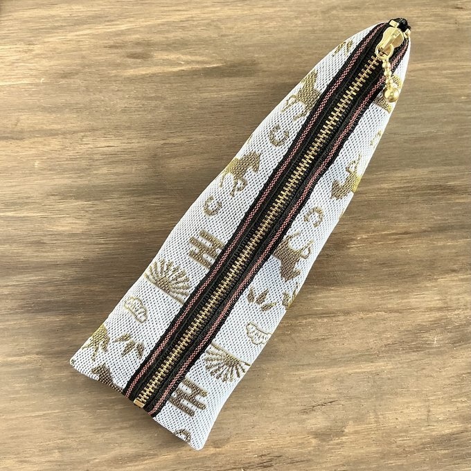 【おめでた柄】畳縁 テトラ型 ペンケース 馬 白 金 アハルテケ 縁起物 エ霞 松竹梅