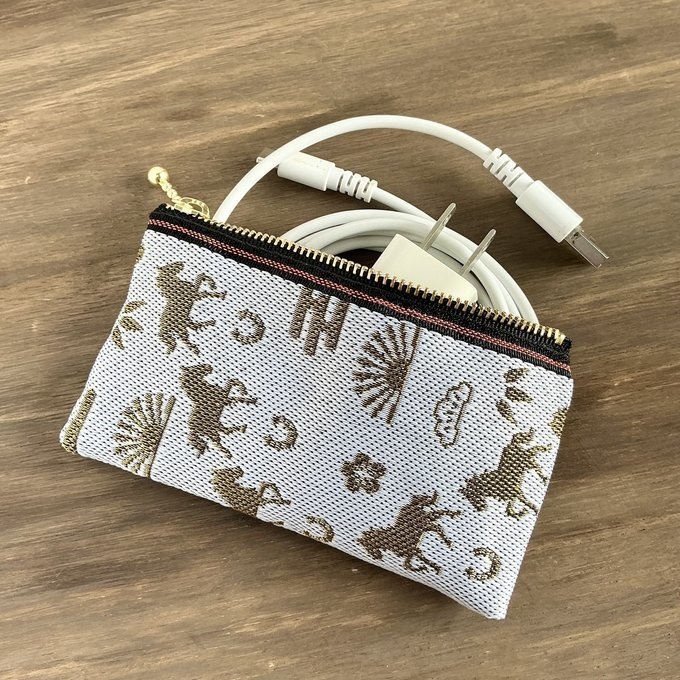 【おめでた柄】畳縁 ぺたんこ ミニポーチ カードケース 小銭入れ 数珠入れ 馬 アハルテケ 白 金 縁起物 エ霞 松竹梅