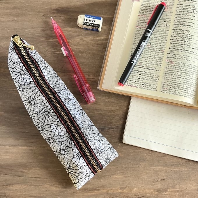 【白菊】畳縁 ぺたんこ ミニポーチ カードケース 小銭入れ 数珠入れ 和風 白 菊 デイジー