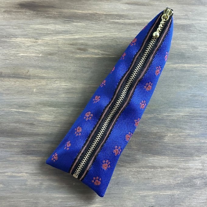 【足あと】畳縁 テトラ型 ペンケース 紺 ピンク 肉球 犬 猫