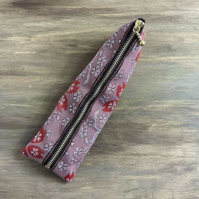 【寒緋桜】畳縁 テトラ型 ペンケース 桜 春 赤 サクラ