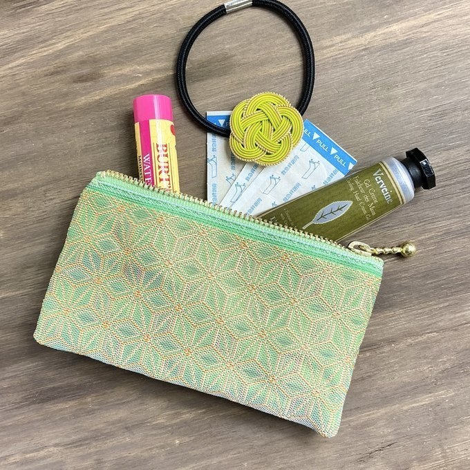 【新緑の木漏れ日】畳縁 ぺたんこ ミニポーチ カードケース 小銭入れ 麻の葉模様 グリーン 若葉色 薄緑 ニュアンスカラー