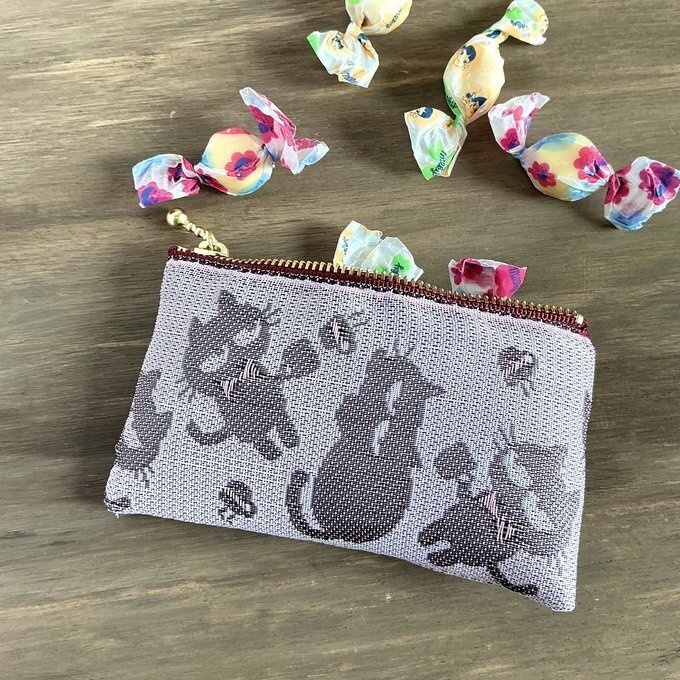 【おちゃめ猫】畳縁　ぺたんこ　ミニポーチ　カードケース　小銭入れ　ピンク　灰桜　シルエット