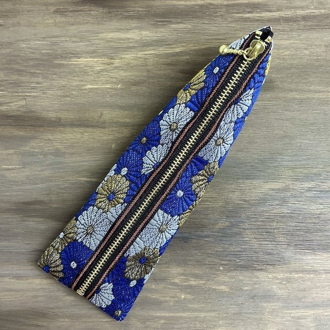 【菊花】畳縁 テトラ型 ペンケース 和風 青 金 銀 デイジー