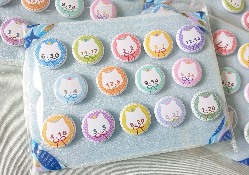 ふり〜なバースデーにゃんこ缶バッジ