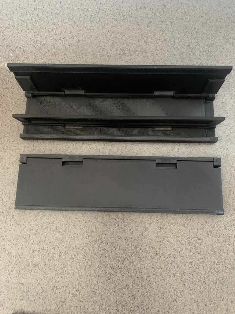 ボードゲーム用 折り畳み式カードスタンド 黒 20cm