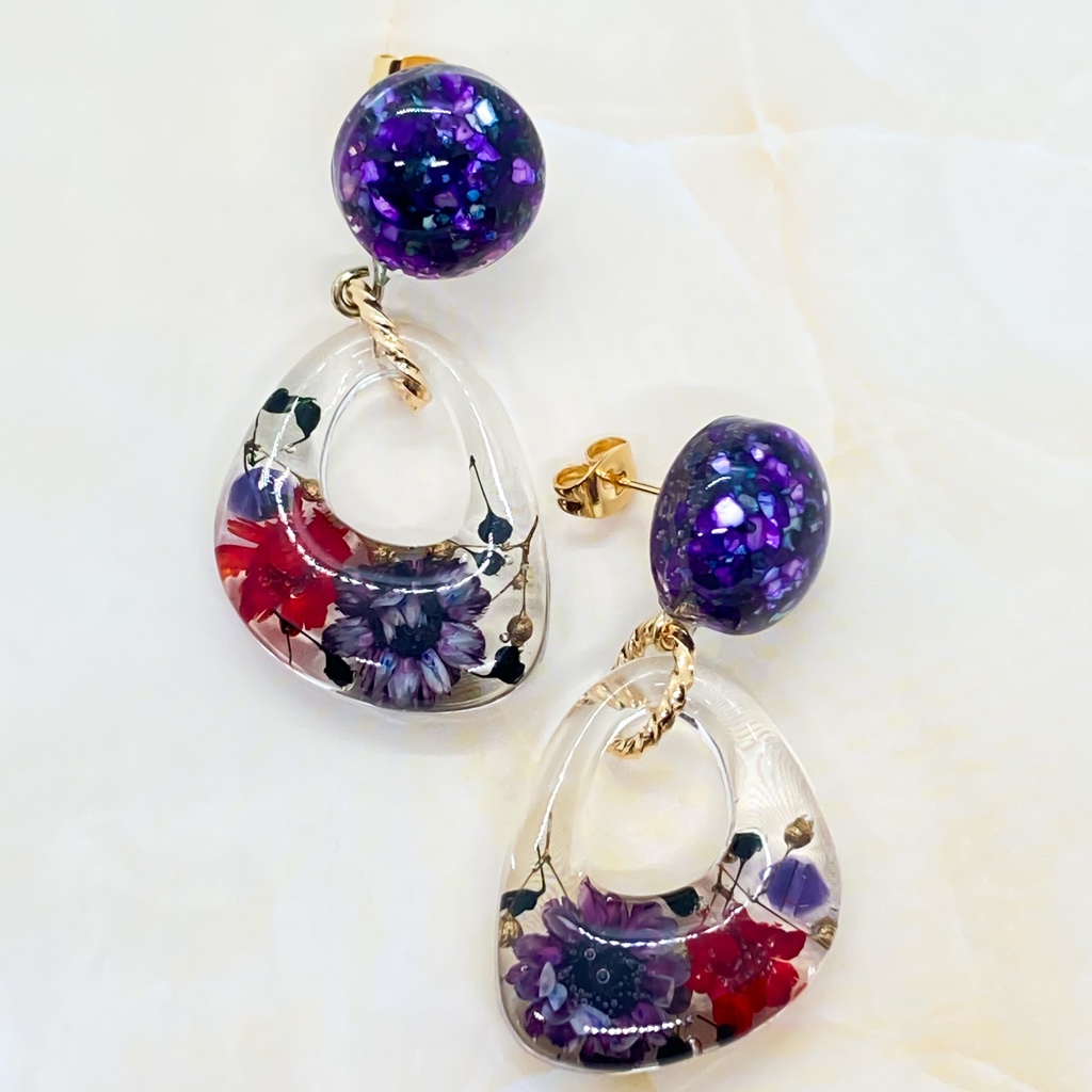 ツイステ イメージ ハーバリウム風レジンピアス〜毒の君〜【受注生産】