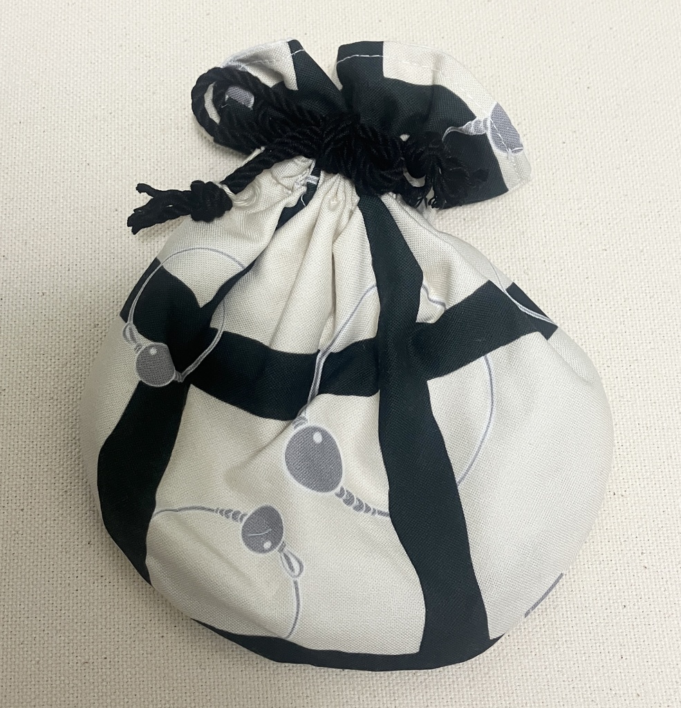 杉リパの大事なものいれ大（チェックとニンカリ柄）お得祭