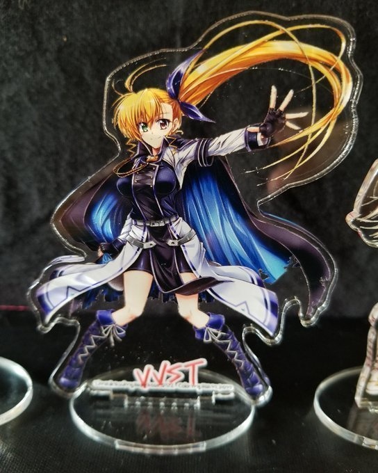 【再配布】ヴィヴィスト軍服風フィギュア(ヴィヴィオ・フーカ・リンネ)