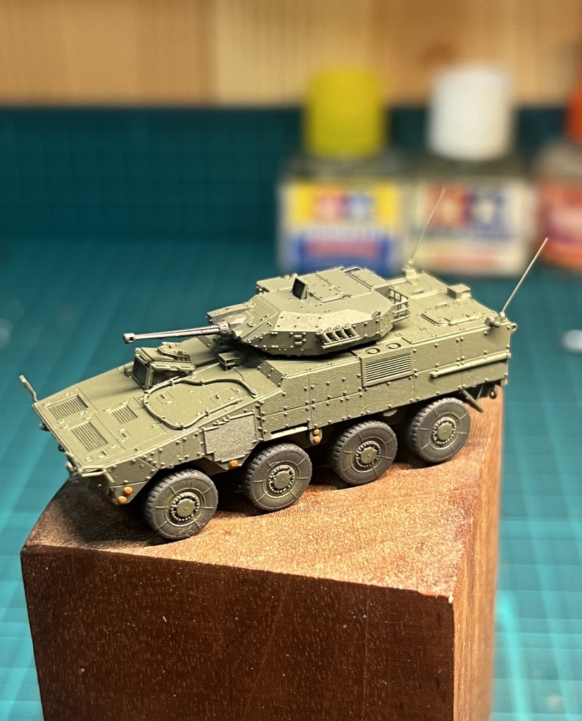 1/144 24式装輪装甲戦闘車　（組み立てキット）