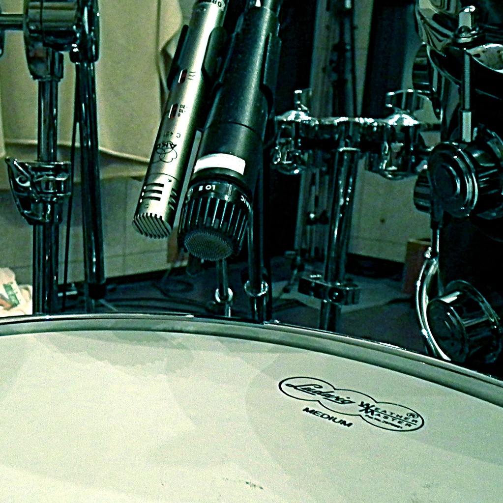 24トラック・ドラムマルチデータ〈生演奏〉96kHz-24bit