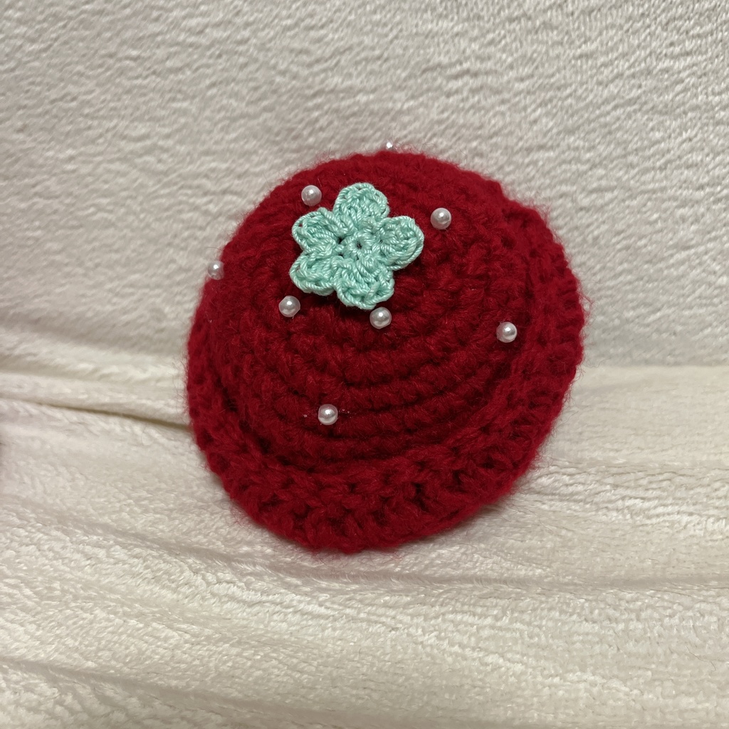 春のドキドキいちご帽子