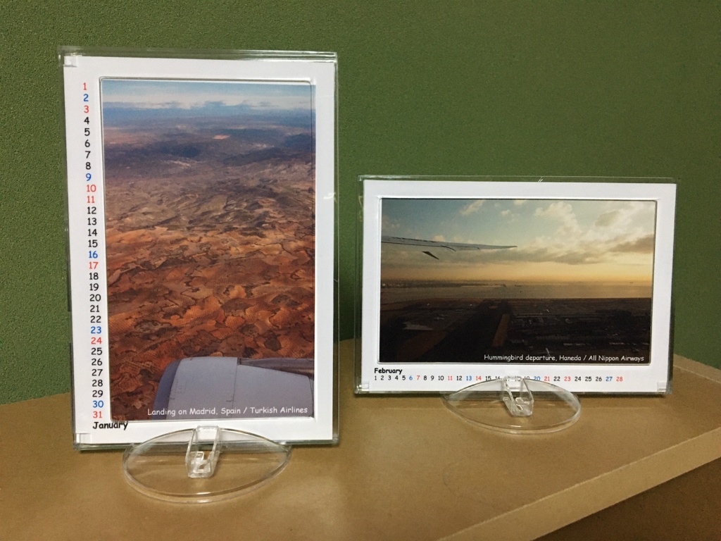 【終売】卓上カレンダー2021「世界の機窓から」