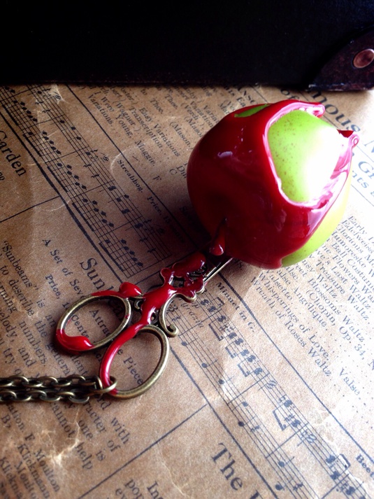 *魔女の青リンゴ*ハサミ/フォーク*