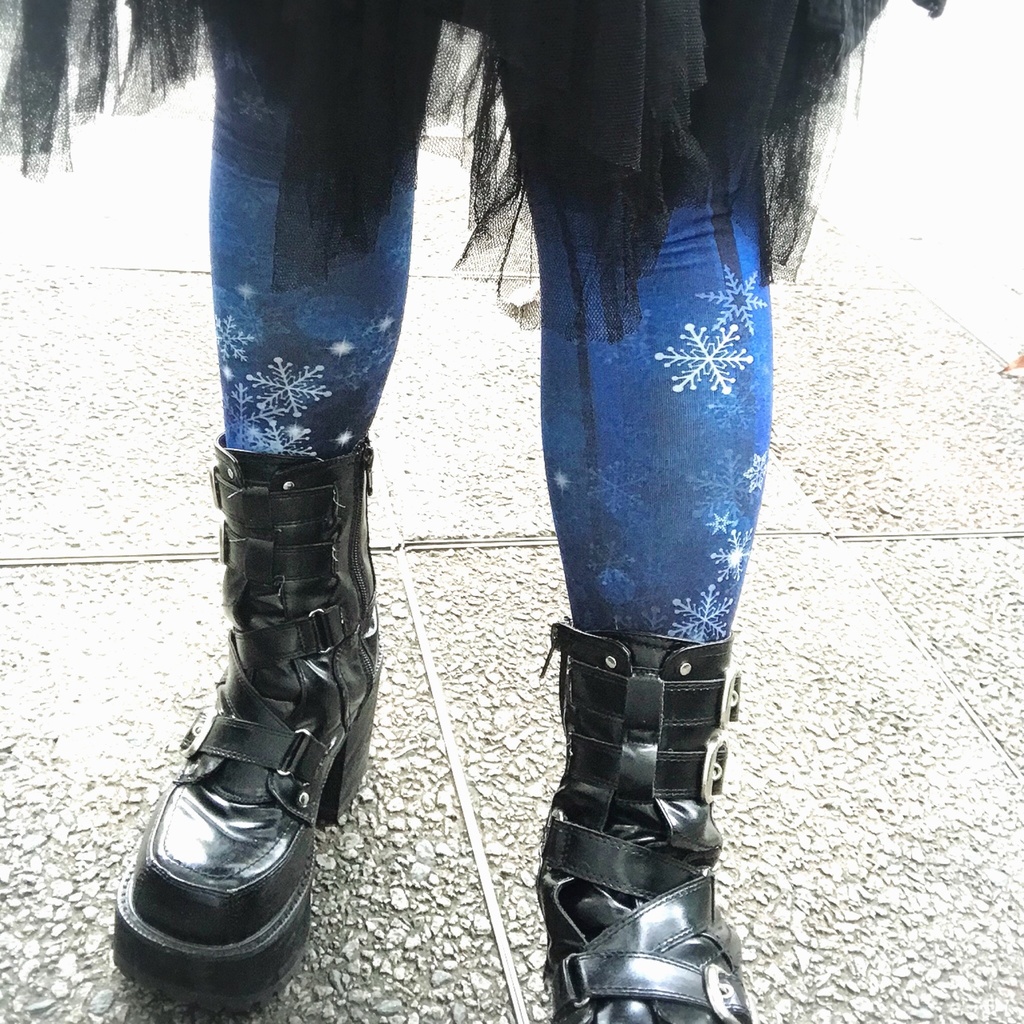 【↓お安くなりました↓ 再販】オリジナルデザイン・プリントタイツ【パウダースノウ】